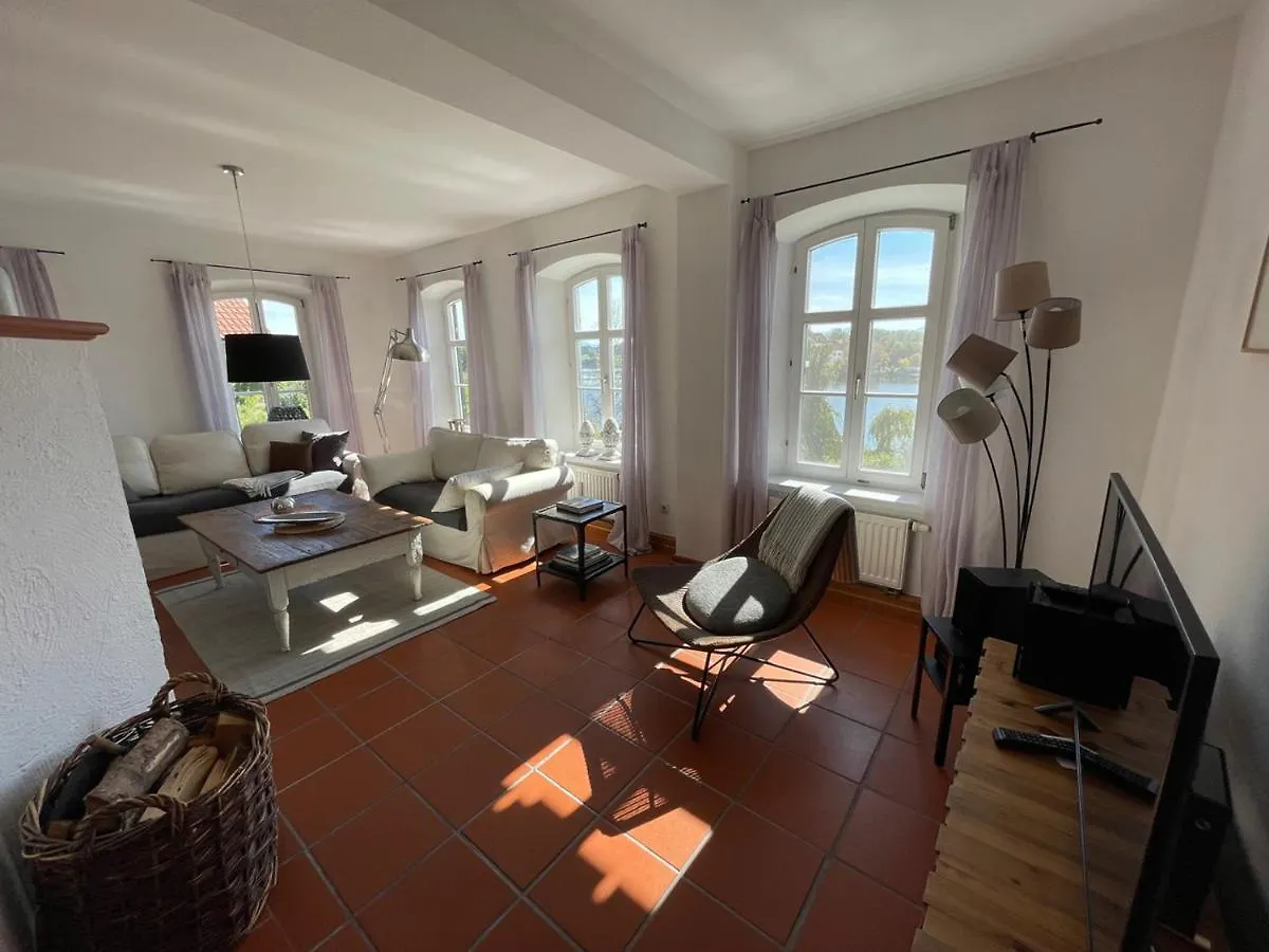 Seeblick Chiemgau, Haus Am Weinberg, 83370 Seeon Oberbayern Apartment