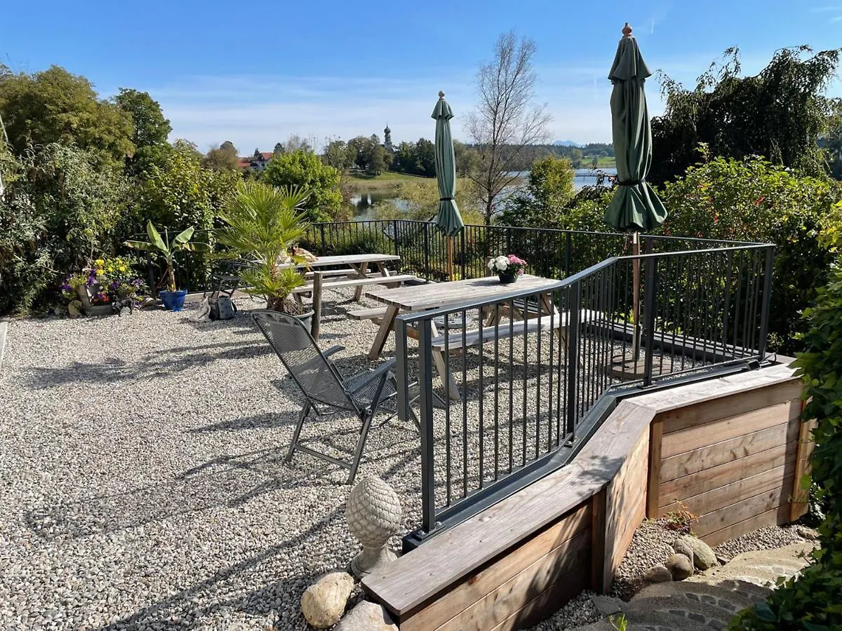 Apartment Seeblick Chiemgau, Haus Am Weinberg, 83370 Seeon Oberbayern